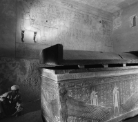 Величие в смерти: история великих гробниц